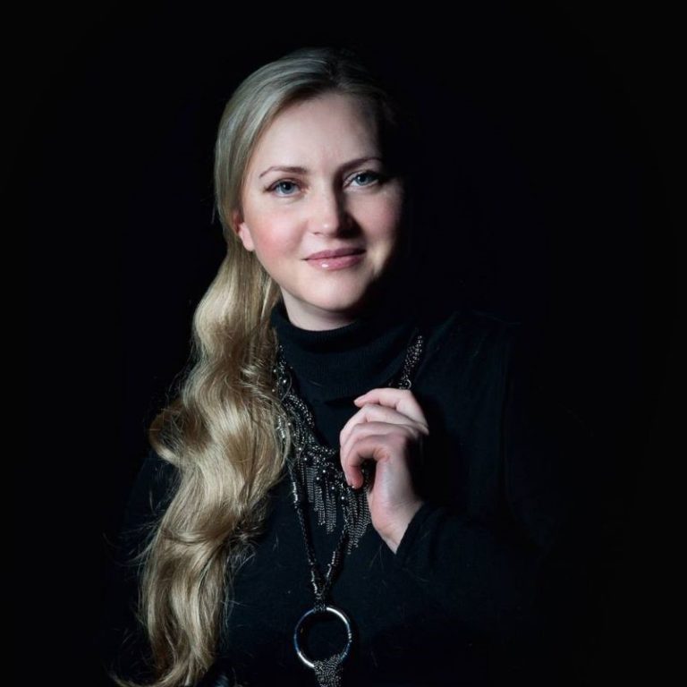 1000 Natalia Tschischik bf3befa0d9200dd8666a53680aac7d66 1 768x768